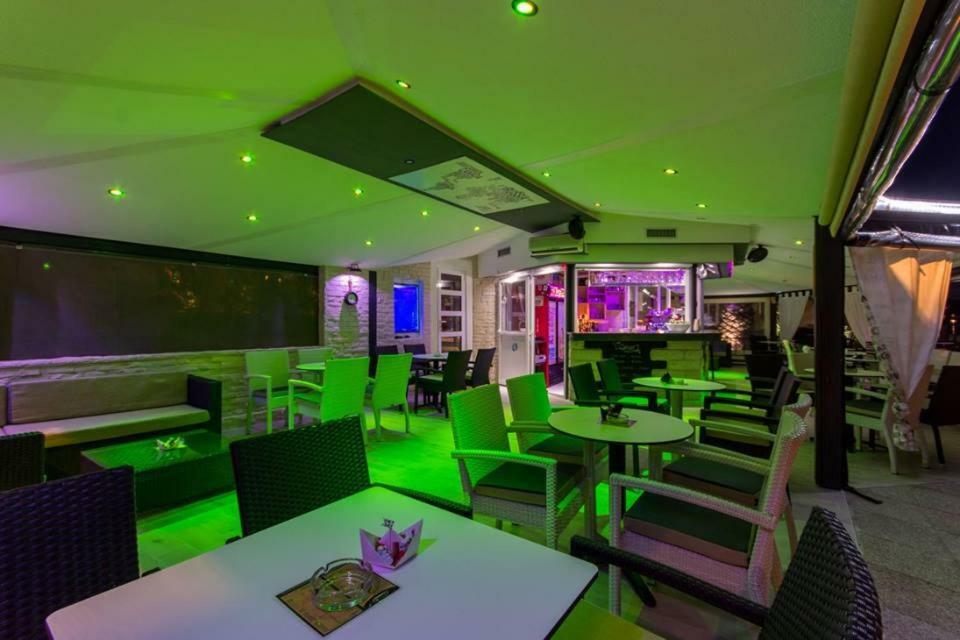 Apartament Bella *